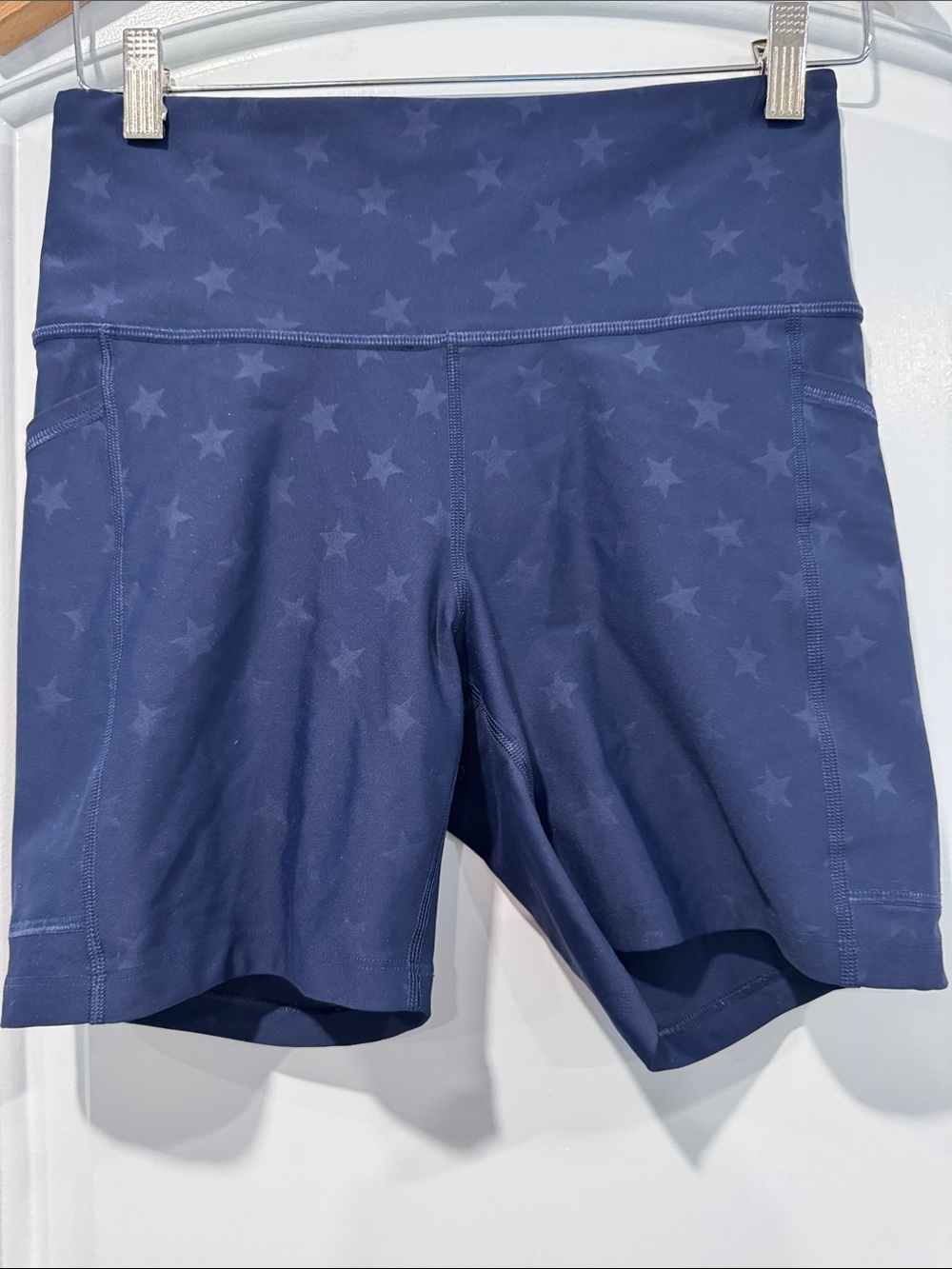 Old Navy Active Navy Blue Star Pattered Bike Shorts Size Large